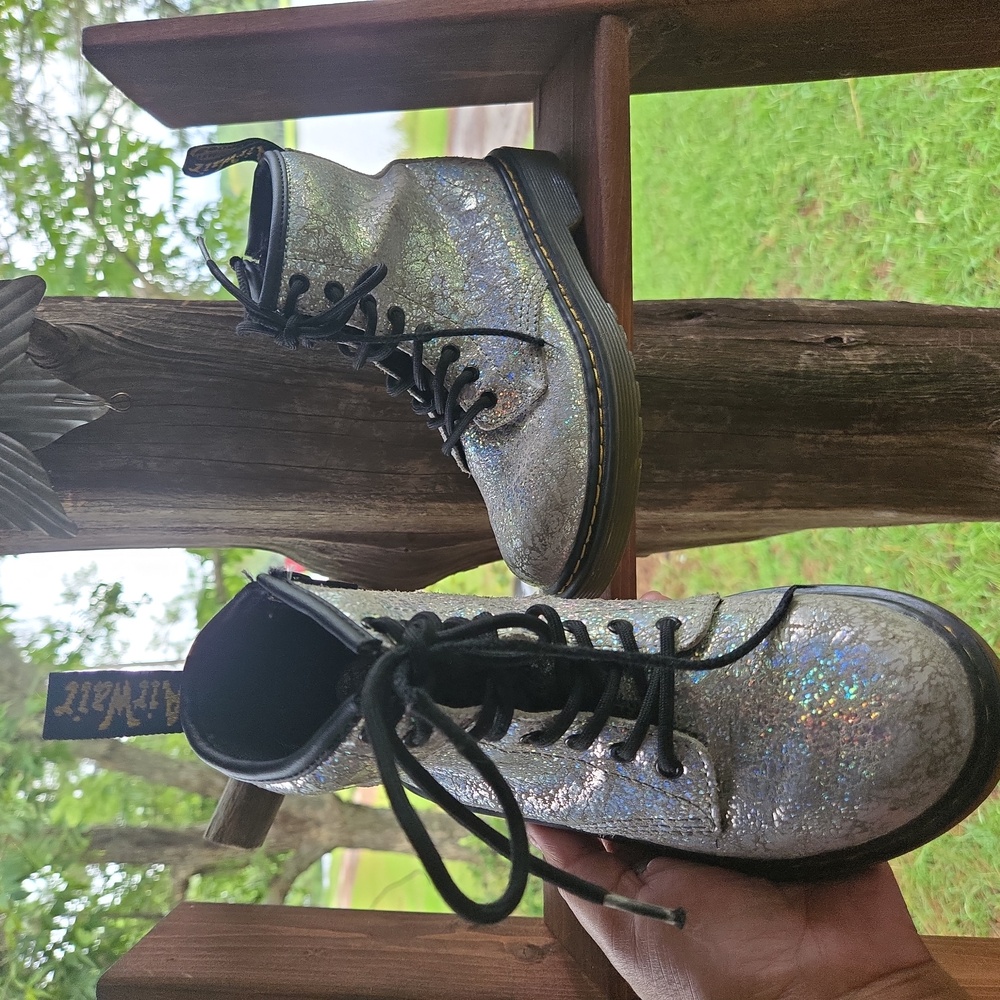 Doc Martin's Girls Silver Glitter Disco Crackle Finish Combat Boot Size 1